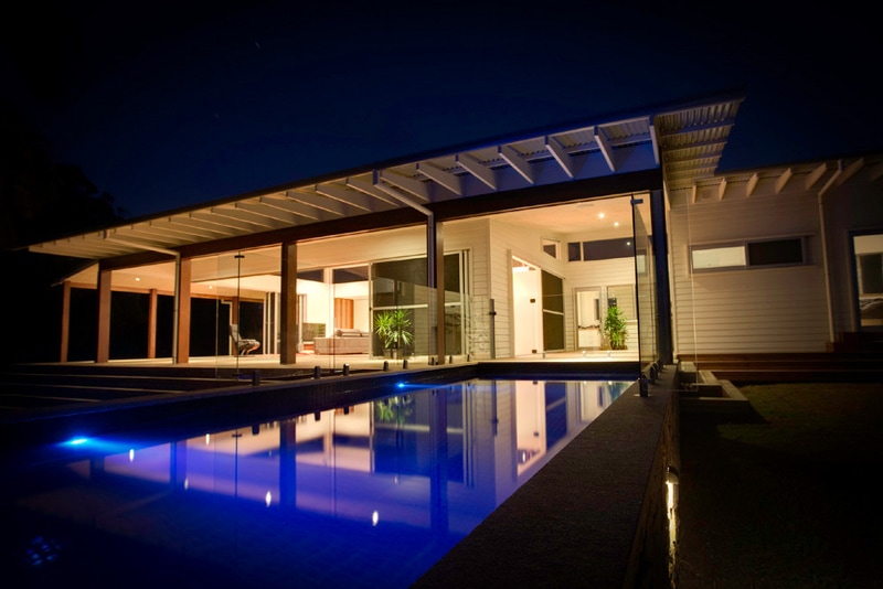 Byron Bay Myocum Ridge House | Jose Do Architect Gold Coast | Swimming pool at night