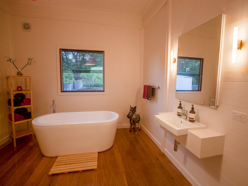 Byron Bay Myocum Ridge House | Bathroom