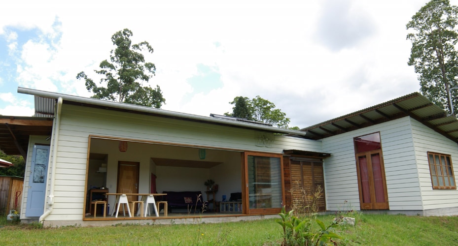 Sliding stacking doors | Tyalgum Village House | Gold Coast Architect | Jose Do Architect